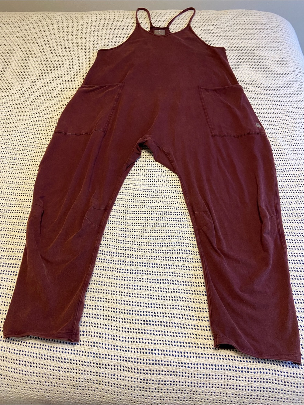 Free People FP Movement Hot Shot Dark Wine Color relaxed slouchy Size XS - Picture 10 of 10